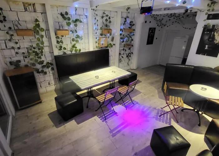 Apartman Cunami Kucica Sa Bazenom