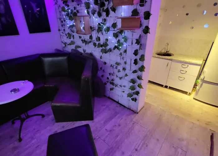 Cunami Kucica Sa Bazenom Apartman *