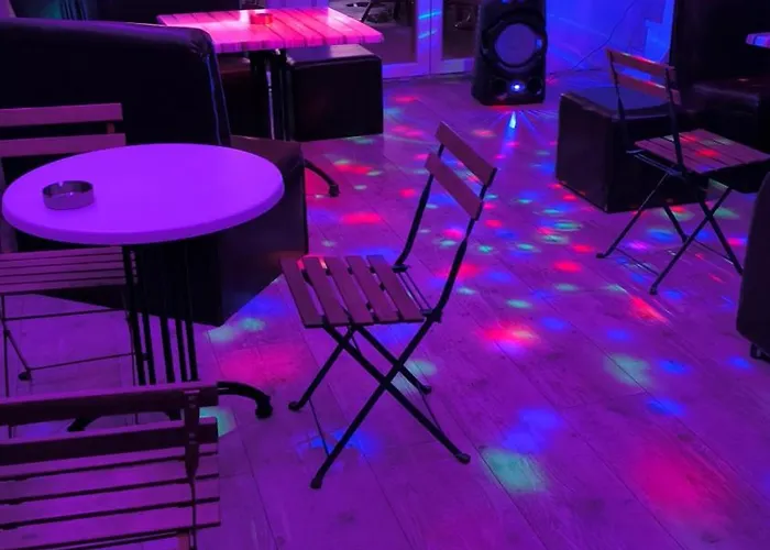 Apartman Cunami Kucica Sa Bazenom